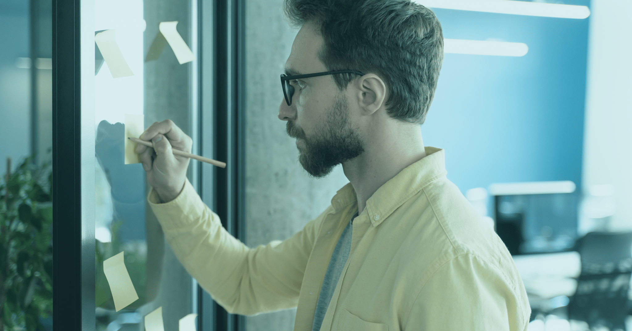 Comparing AI Integration Approaches: Microsoft Copilot, Custom AI Solutions, and Copilot Customisation