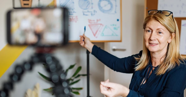 How Does EdTech Support Blended and Flipped Learning?